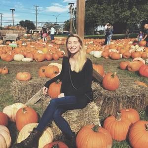 Meet your Posher, Paige